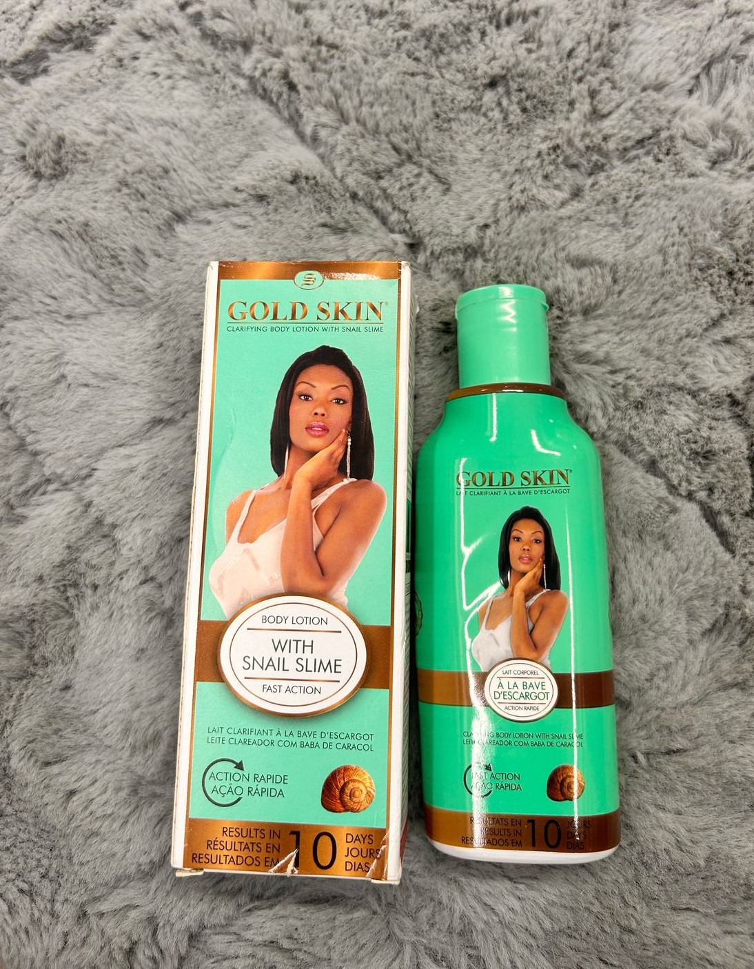 GOLD SKIN Clarifying Body Lotion with Snail Slime (250ml)